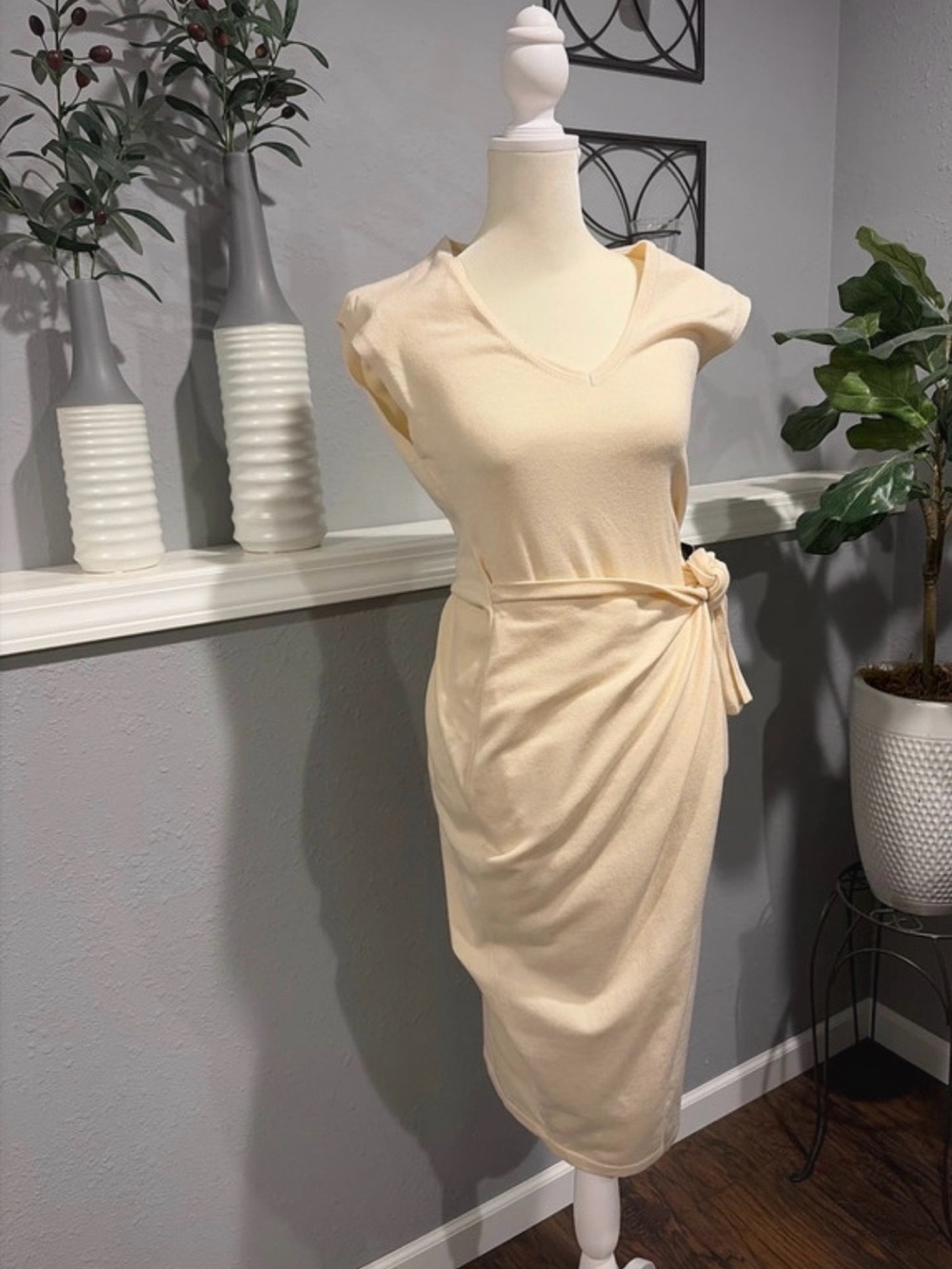 Express Cream V-Neck Midi Dress with Side Tie